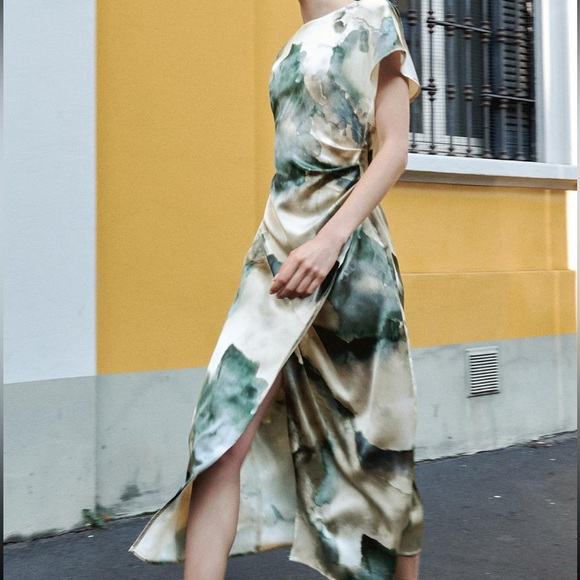 🆕 2024 ZARA TIE DYE SATIN EFFECT MIDI DRESS - Picture 4 of 11
